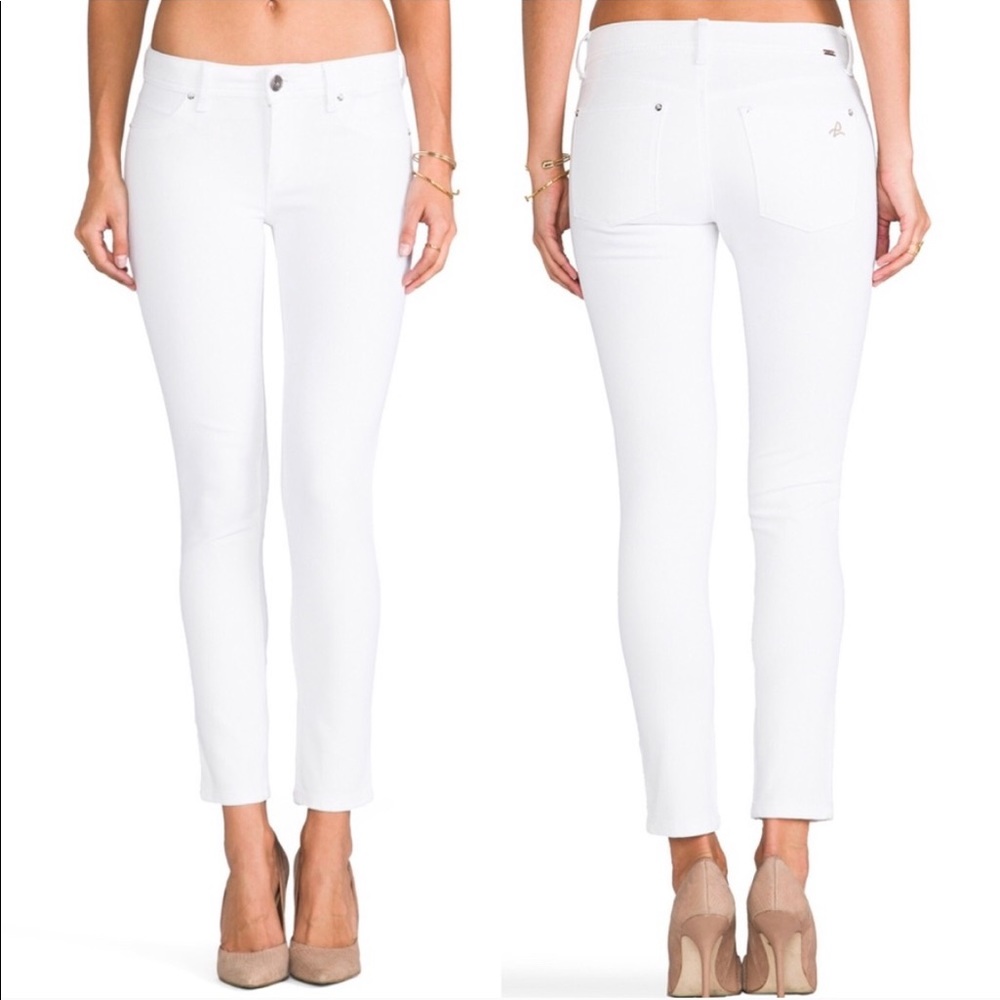 DL1961 White Emma Legging Jeans